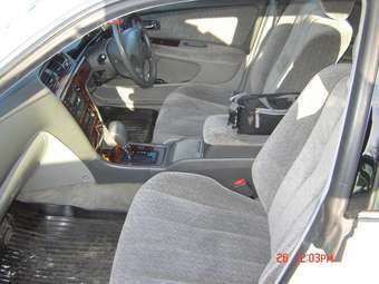 2001 Toyota Chaser Photos