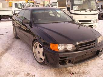 2001 Toyota Chaser Photos