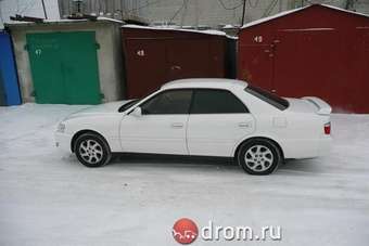 2001 Toyota Chaser Images