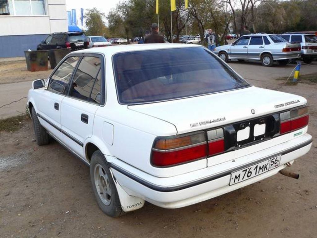 1989 Toyota Corolla