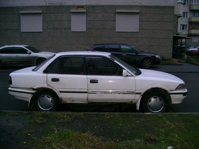 1989 Toyota Corolla