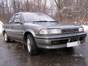 1990 Toyota Corolla