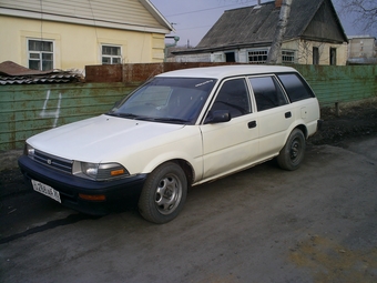 1990 Toyota Corolla