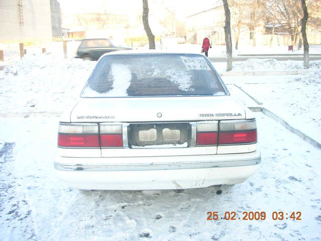 1990 Toyota Corolla