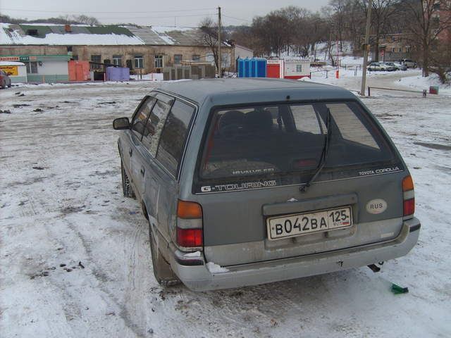 1990 Toyota Corolla