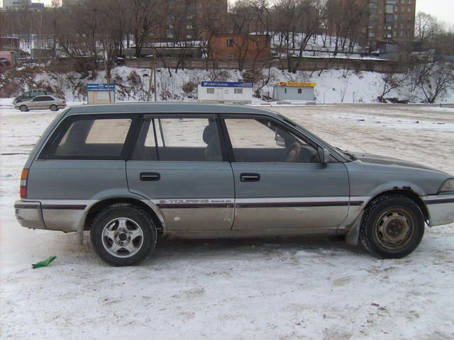 1990 Toyota Corolla