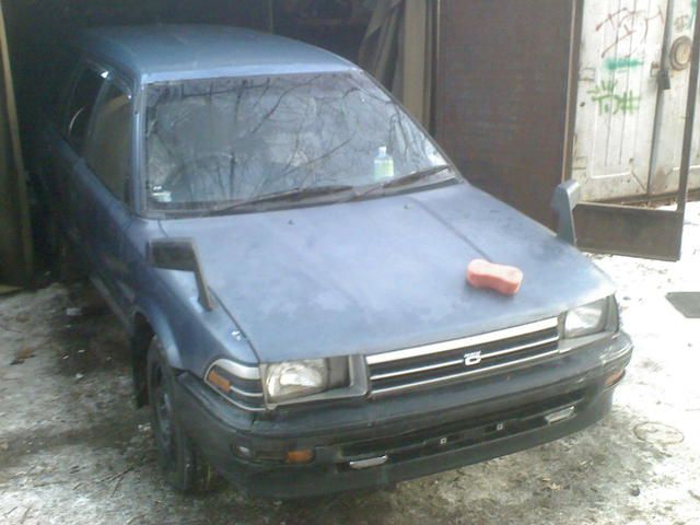 1990 Toyota Corolla