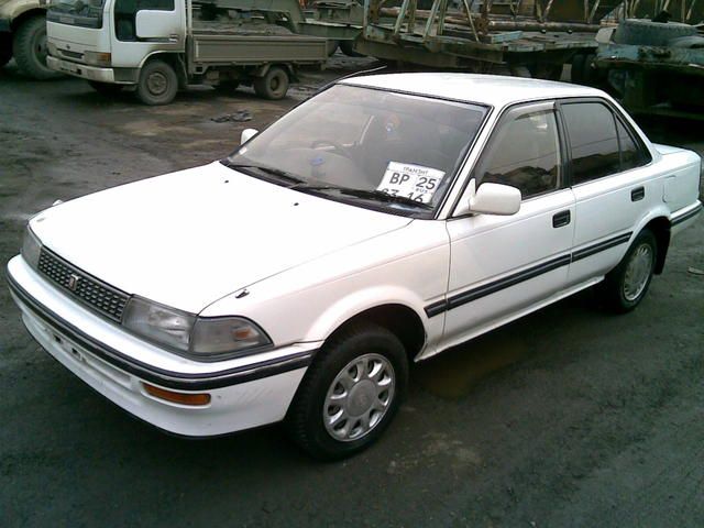 1990 Toyota Corolla
