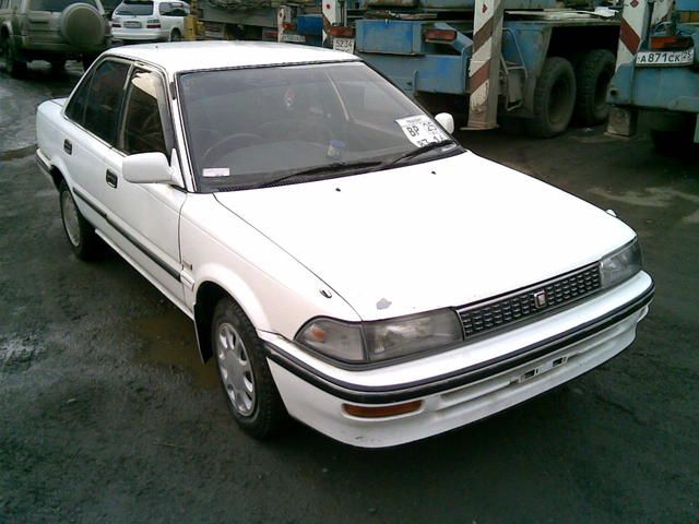 1990 Toyota Corolla