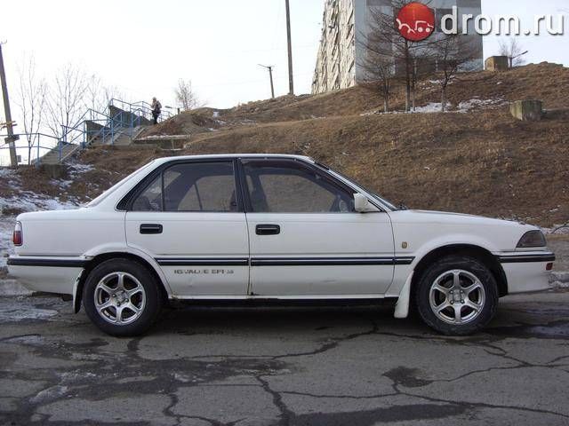 1990 Toyota Corolla