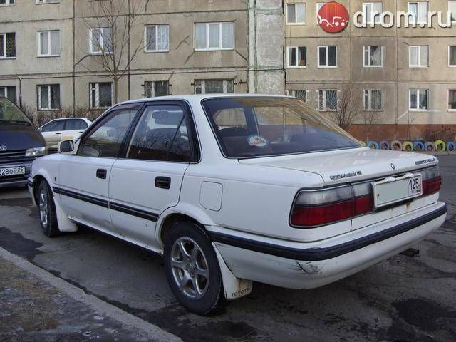 1990 Toyota Corolla