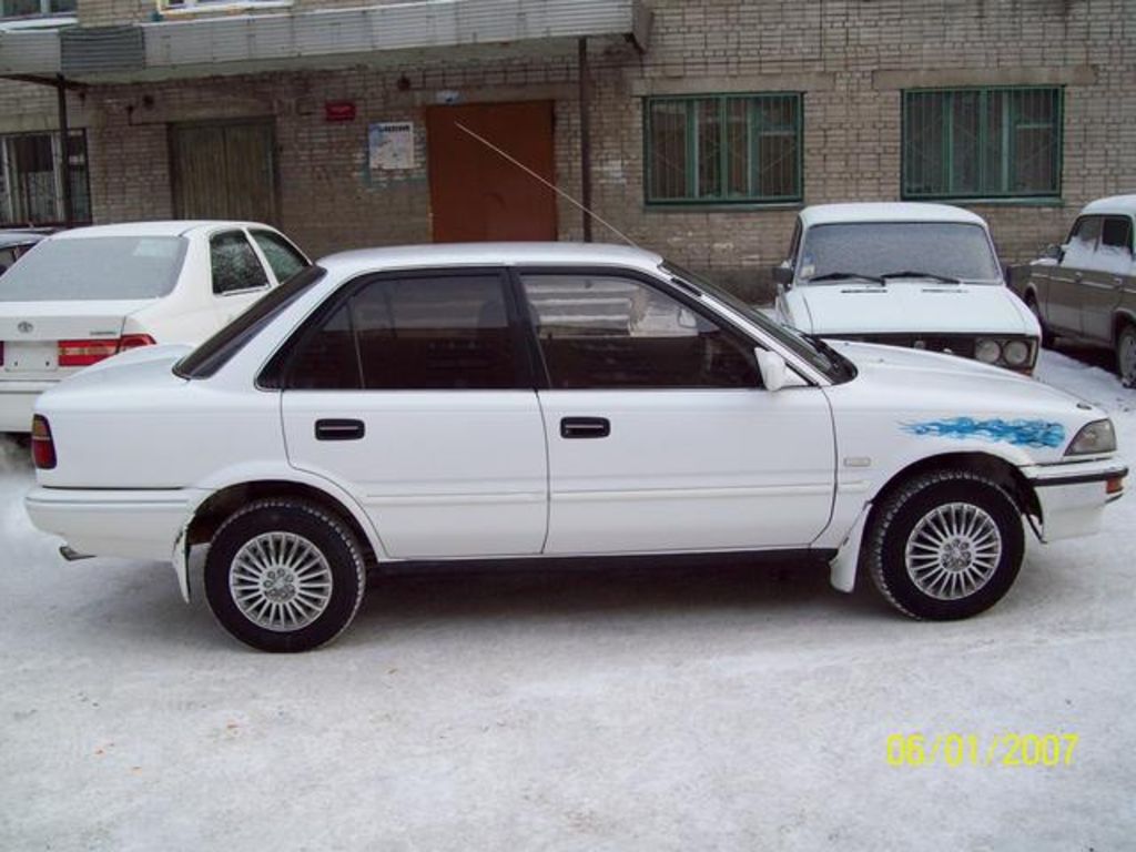 1990 Toyota Corolla