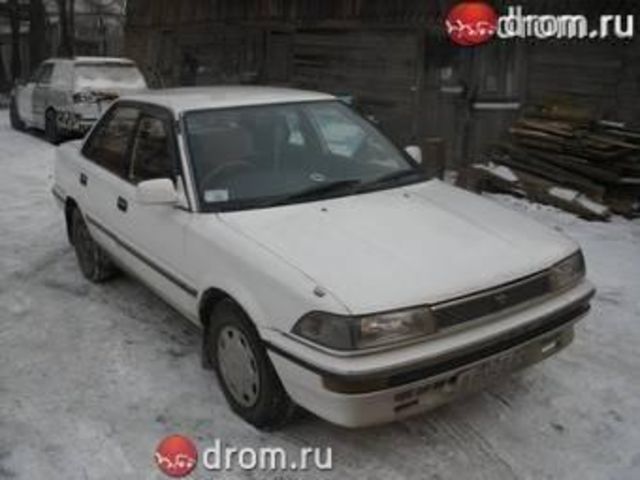 1990 Toyota Corolla
