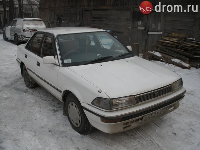 1990 Toyota Corolla