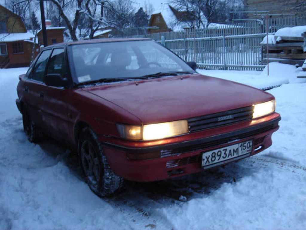 1990 Toyota Corolla