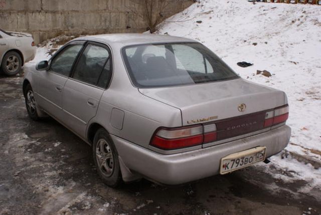 1995 Toyota Corolla