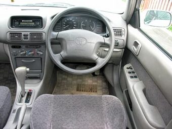 1998 Toyota Corolla Pictures
