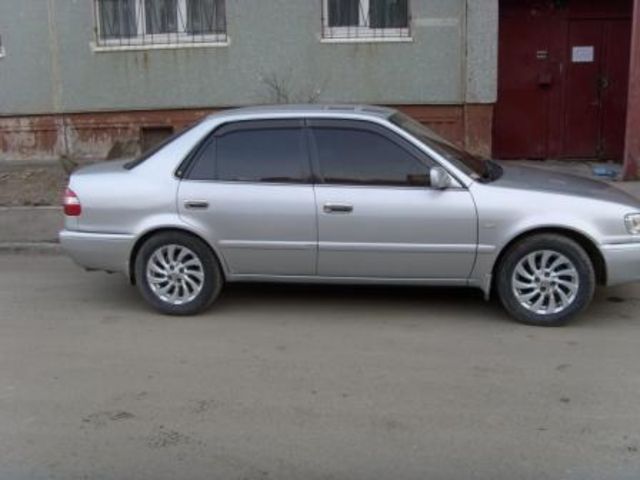 1999 Toyota Corolla