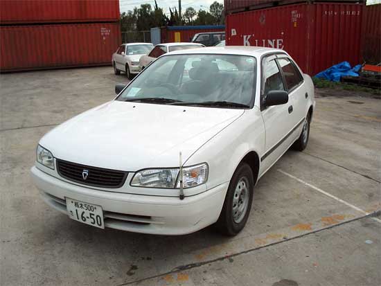 1999 Toyota Corolla Pictures