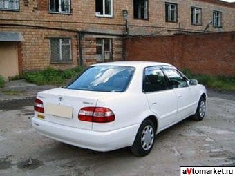 1999 Toyota Corolla Pictures