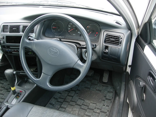 1999 Toyota Corolla Photos