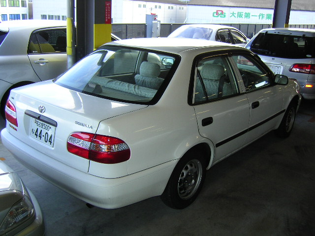1999 Toyota Corolla Pictures