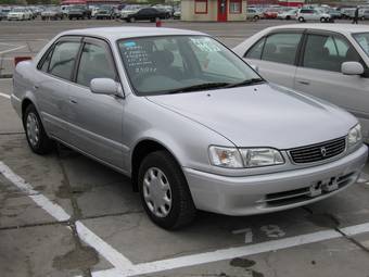 1999 Toyota Corolla Pics