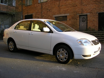 2000 Toyota Corolla