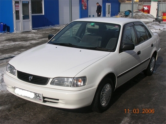 2000 Toyota Corolla