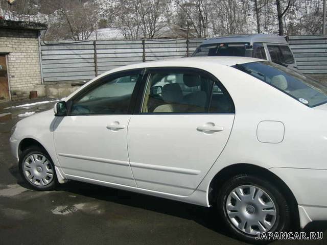 2000 Toyota Corolla