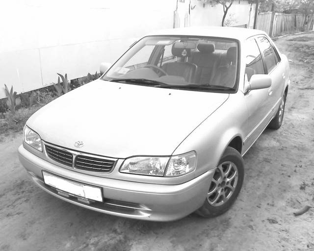 2000 Toyota Corolla