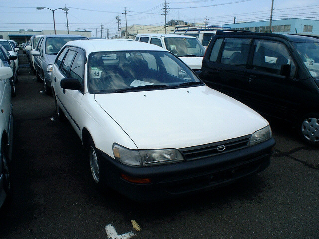 2000 Toyota Corolla