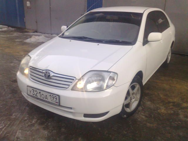 2000 Toyota Corolla
