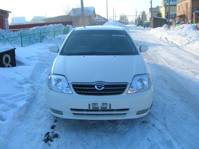 2000 Toyota Corolla