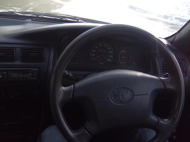 2000 Toyota Corolla