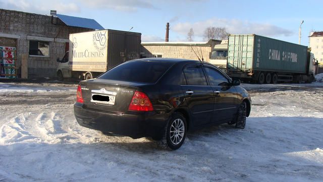 2000 Toyota Corolla