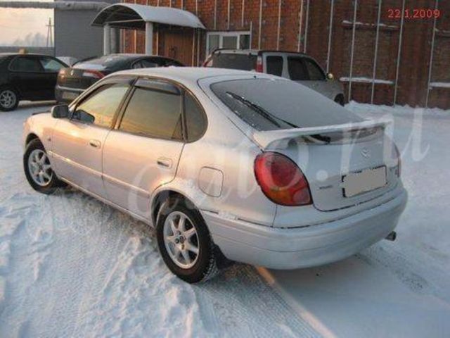 2000 Toyota Corolla