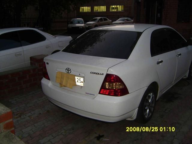 2000 Toyota Corolla