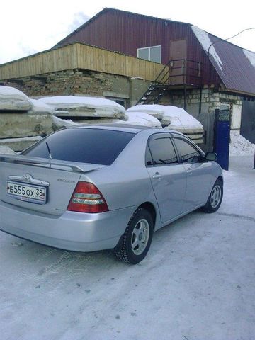 2000 Toyota Corolla