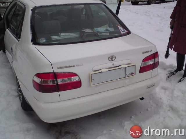 2000 Toyota Corolla
