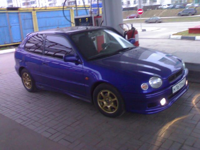 2000 Toyota Corolla