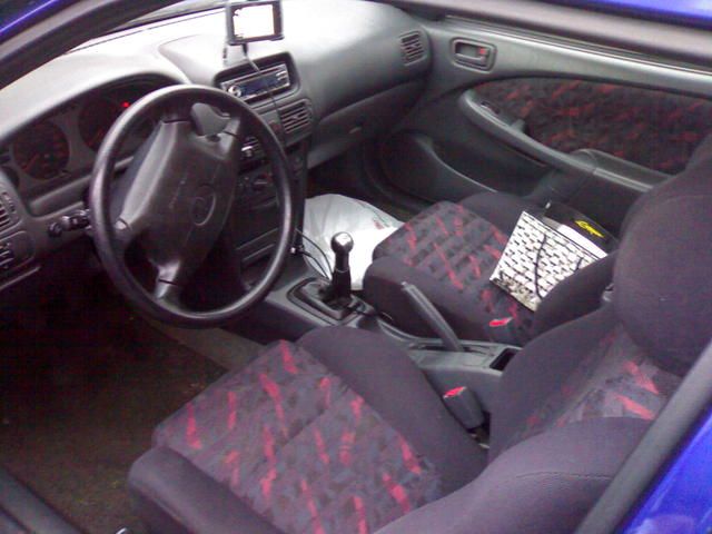 2000 Toyota Corolla