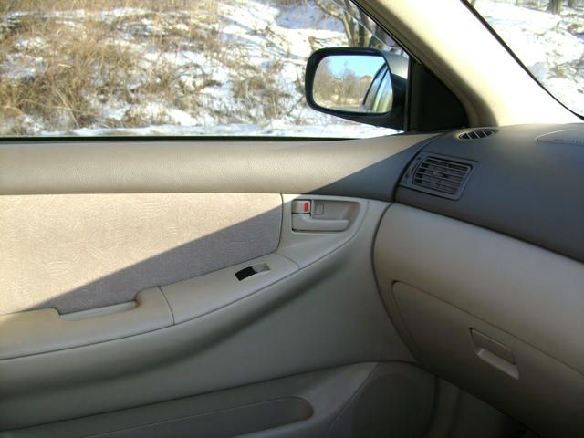 2000 Toyota Corolla