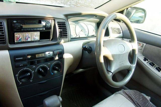 2000 Toyota Corolla