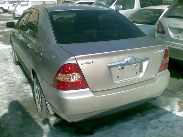 2000 Toyota Corolla