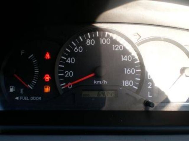 2000 Toyota Corolla