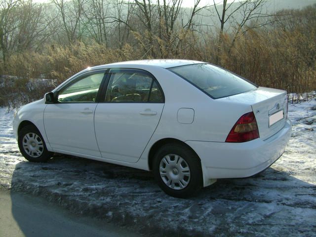 2000 Toyota Corolla