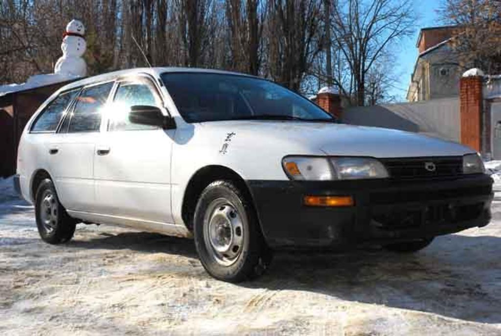 2000 Toyota Corolla