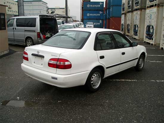 2000 Toyota Corolla Pictures