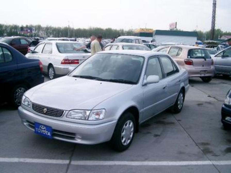 2000 Toyota Corolla Pictures